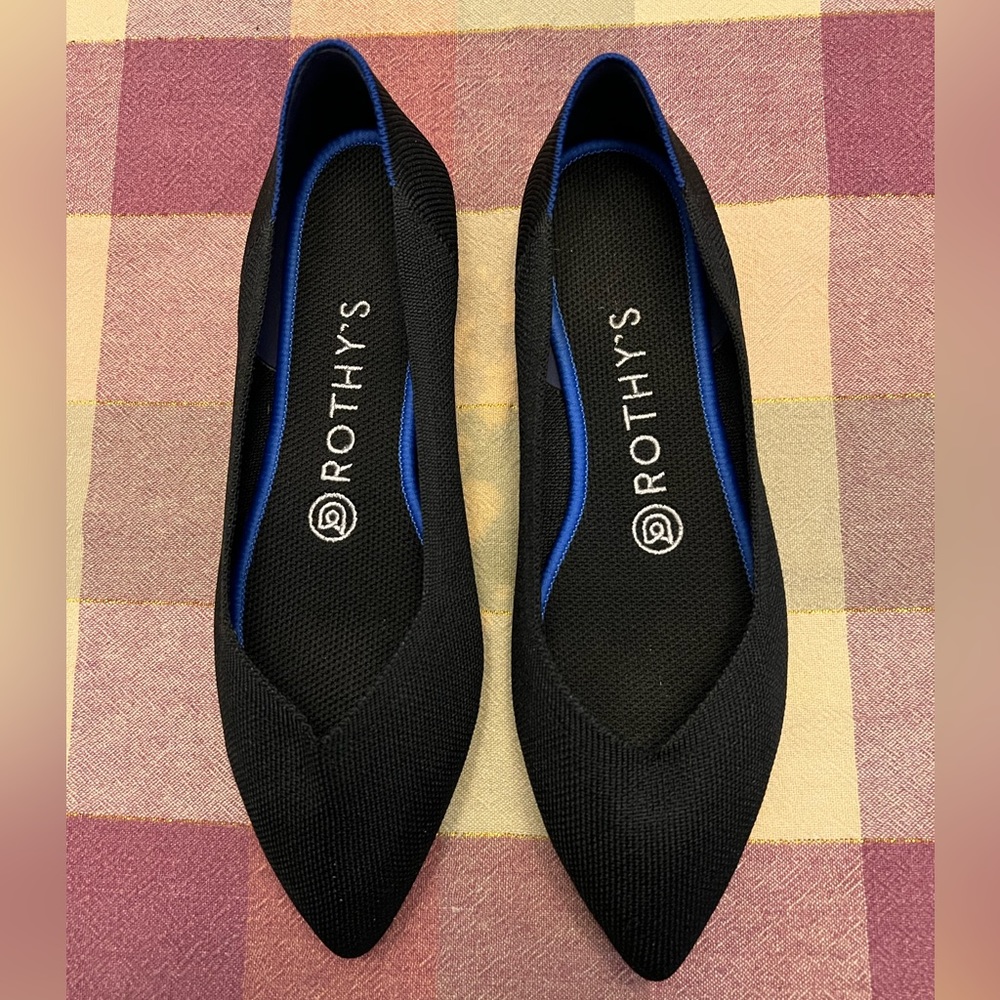 Rothy’s The Point Black size 7, fits 6-6.5